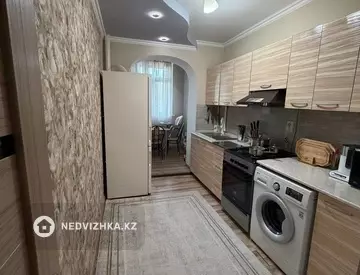 2-комнатная квартира, этаж 2 из 5, 54 м², миниатюра 3