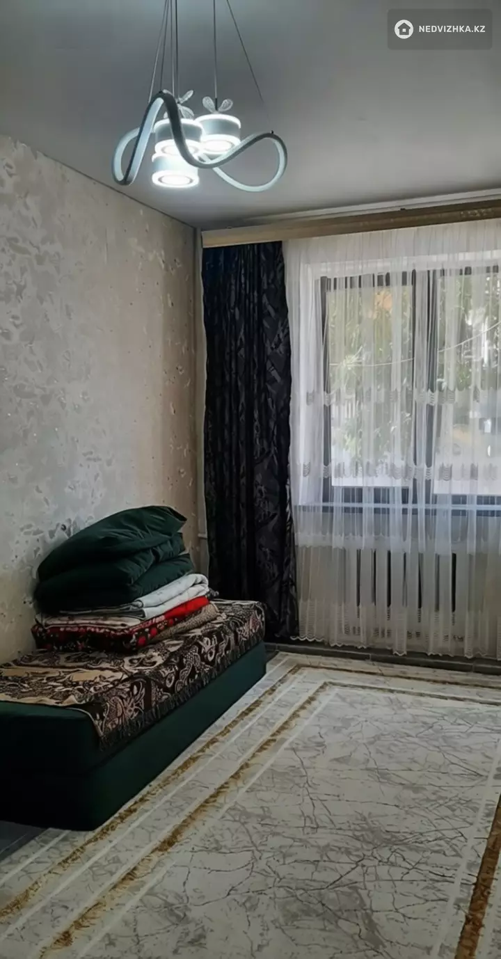 1-комнатная квартира, этаж 1 из 2, 35 м², На длительный срок