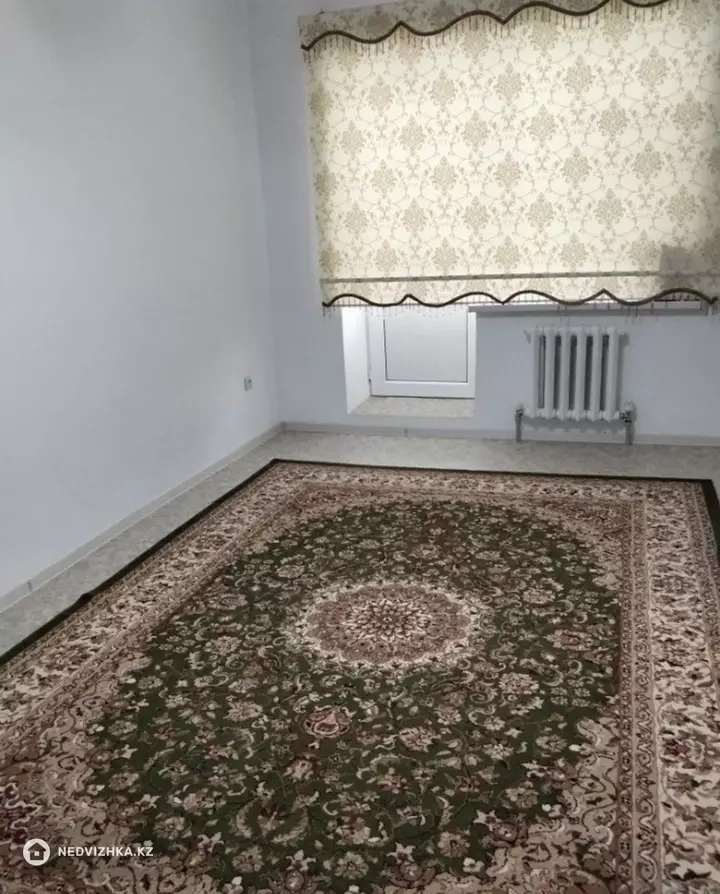 3-комнатная квартира, этаж 3 из 5, 70 м²