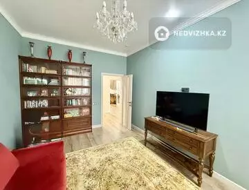3-комнатная квартира, этаж 4 из 9, 100 м², миниатюра 2