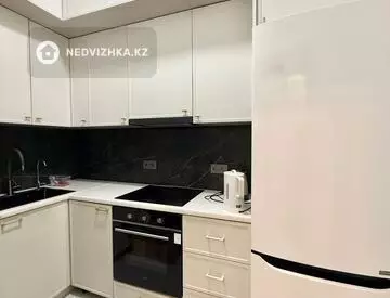3-комнатная квартира, этаж 4 из 9, 100 м², миниатюра 4
