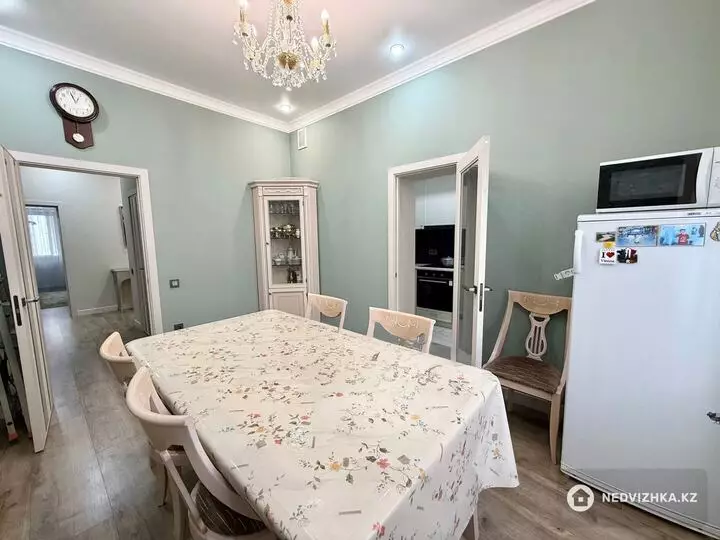 3-комнатная квартира, этаж 4 из 9, 100 м², фотография 5