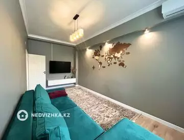 2-комнатная квартира, этаж 1 из 6, 71 м², миниатюра 2