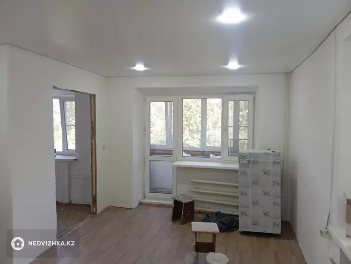 1-комнатная квартира, этаж 3 из 4, 31 м²