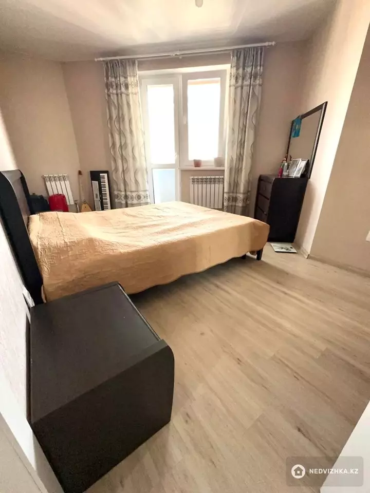 2-комнатная квартира, этаж 14 из 16, 62 м², фотография 4