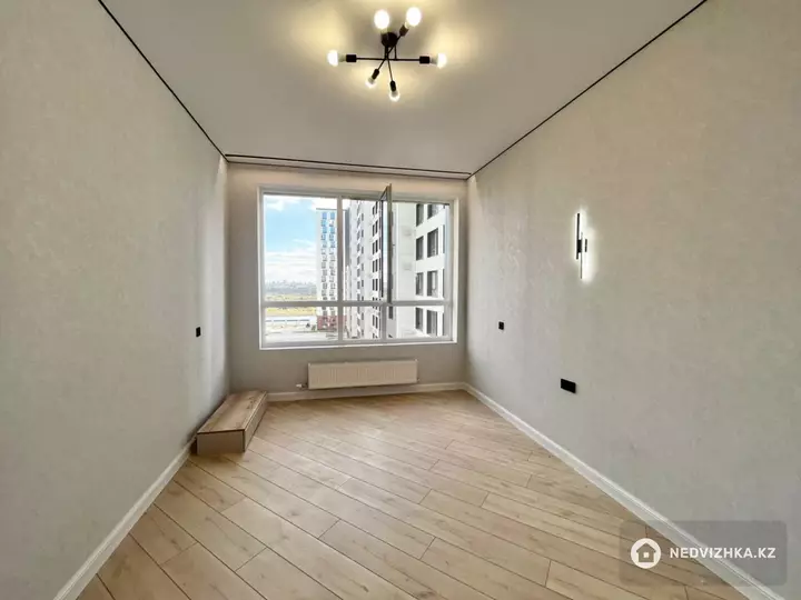 2-комнатная квартира, этаж 8 из 18, 48 м²