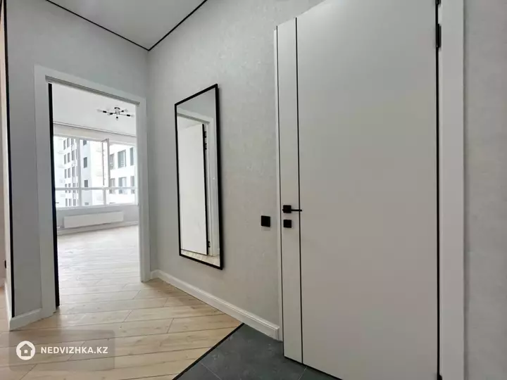 2-комнатная квартира, этаж 8 из 18, 48 м², фотография 5