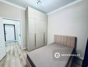 2-комнатная квартира, этаж 3 из 9, 40 м², миниатюра 8