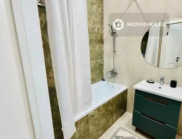 2-комнатная квартира, этаж 3 из 9, 40 м², миниатюра 9