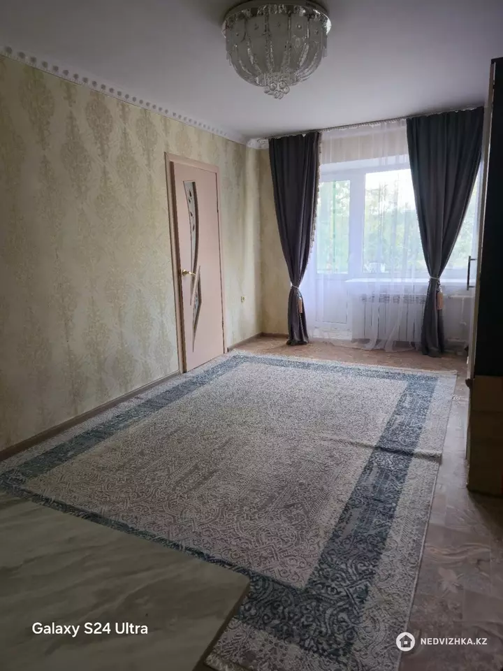 2-бөлмелі пәтер, қабат 4 барлық қабат саны 5, 43 м²