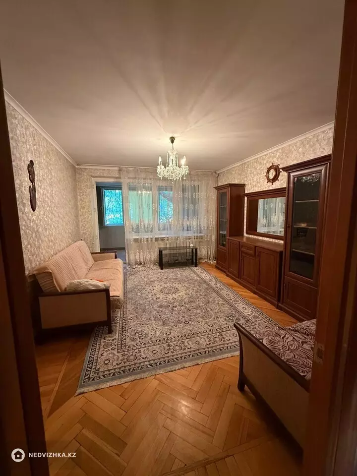 2-комнатная квартира, этаж 2 из 5, 62 м², фотография 4