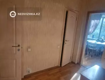 2-комнатная квартира, этаж 2 из 5, 62 м², миниатюра 5