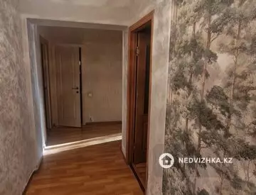 2-комнатная квартира, этаж 2 из 5, 62 м², миниатюра 12