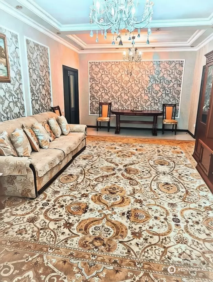 2-комнатная квартира, этаж 9 из 15, 93 м²