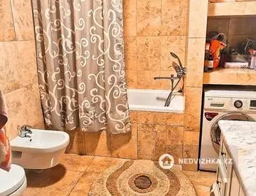 2-комнатная квартира, этаж 9 из 15, 93 м², миниатюра 3