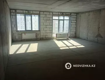 2-комнатная квартира, этаж 5 из 12, 62 м², миниатюра 2