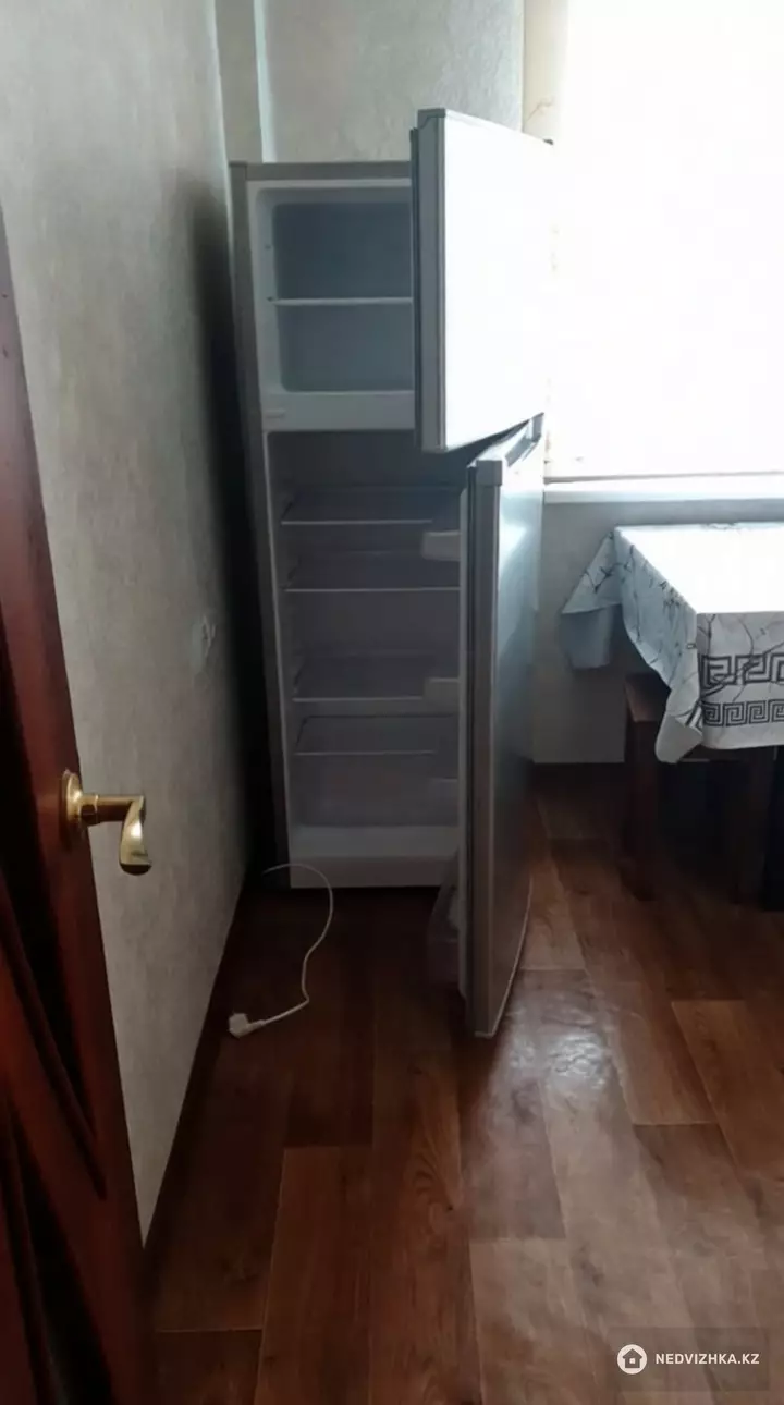 2-комнатная квартира, этаж 1 из 3, 50 м², фотография 3