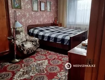 3-комнатная квартира, этаж 4 из 5, 63 м², миниатюра 10
