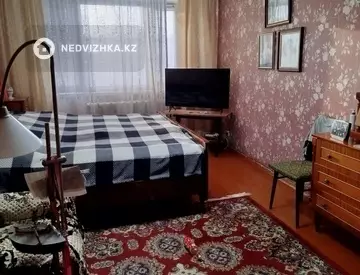 3-комнатная квартира, этаж 4 из 5, 63 м², миниатюра 11