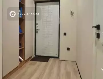 1-комнатная квартира, этаж 9 из 13, 46 м², миниатюра 7