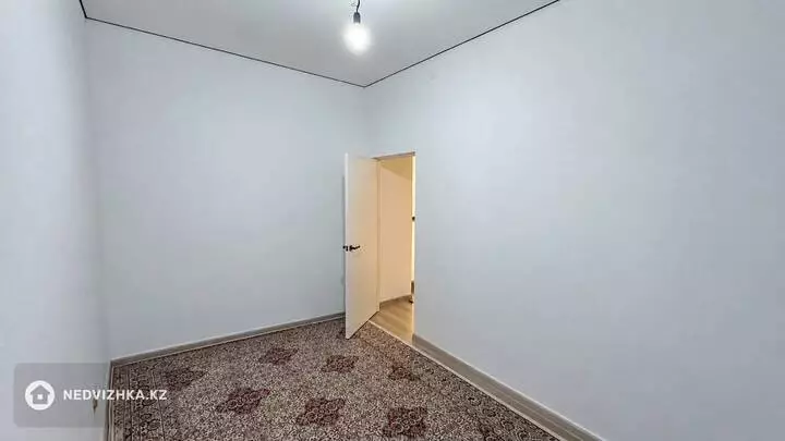 2-комнатная квартира, этаж 3 из 13, 49 м², 4-фотосурет