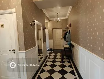 4-комнатная квартира, этаж 3 из 6, 148 м², миниатюра 6