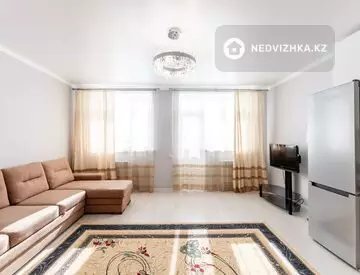 3-бөлмелі пәтер, қабат 9 барлық қабат саны 10, 77 м², 1-нобай