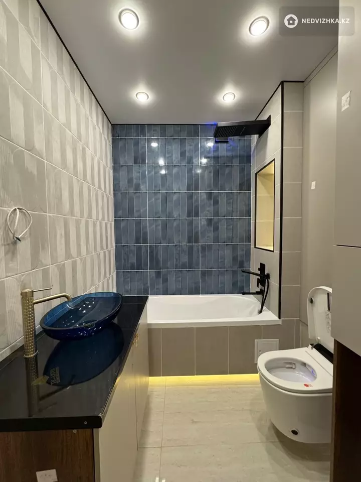 2-комнатная квартира, этаж 4 из 14, 37 м², фотография 4