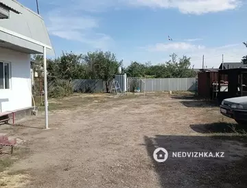 3-бөлмелі үй, 6 соттық, 52 м², 1-нобай