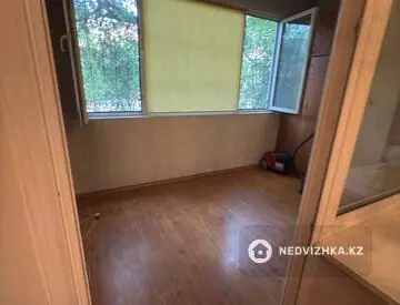 2-комнатная квартира, этаж 2 из 5, 63 м², миниатюра 10