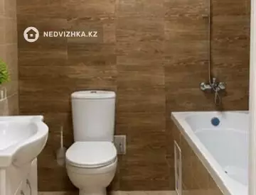 2-комнатная квартира, этаж 11 из 18, 41 м², Посуточно