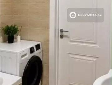 2-комнатная квартира, этаж 11 из 18, 41 м², Посуточно, миниатюра 6