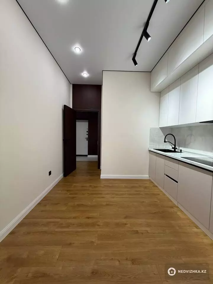 2-комнатная квартира, этаж 8 из 12, 66 м², фотография 5