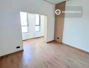 3-комнатная квартира, этаж 7 из 13, 55 м², миниатюра 8