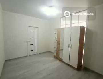 2-комнатная квартира, этаж 2 из 10, 51 м², миниатюра 1