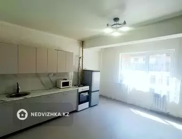 2-комнатная квартира, этаж 2 из 10, 51 м², миниатюра 4