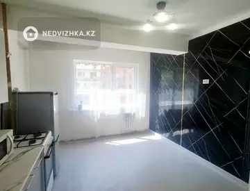 2-комнатная квартира, этаж 2 из 10, 51 м², миниатюра 8
