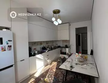 2-бөлмелі пәтер, қабат 3 барлық қабат саны 13, 49 м², 2-нобай