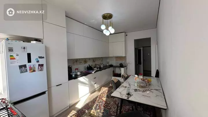 2-бөлмелі пәтер, қабат 3 барлық қабат саны 13, 49 м², 2-фотосурет