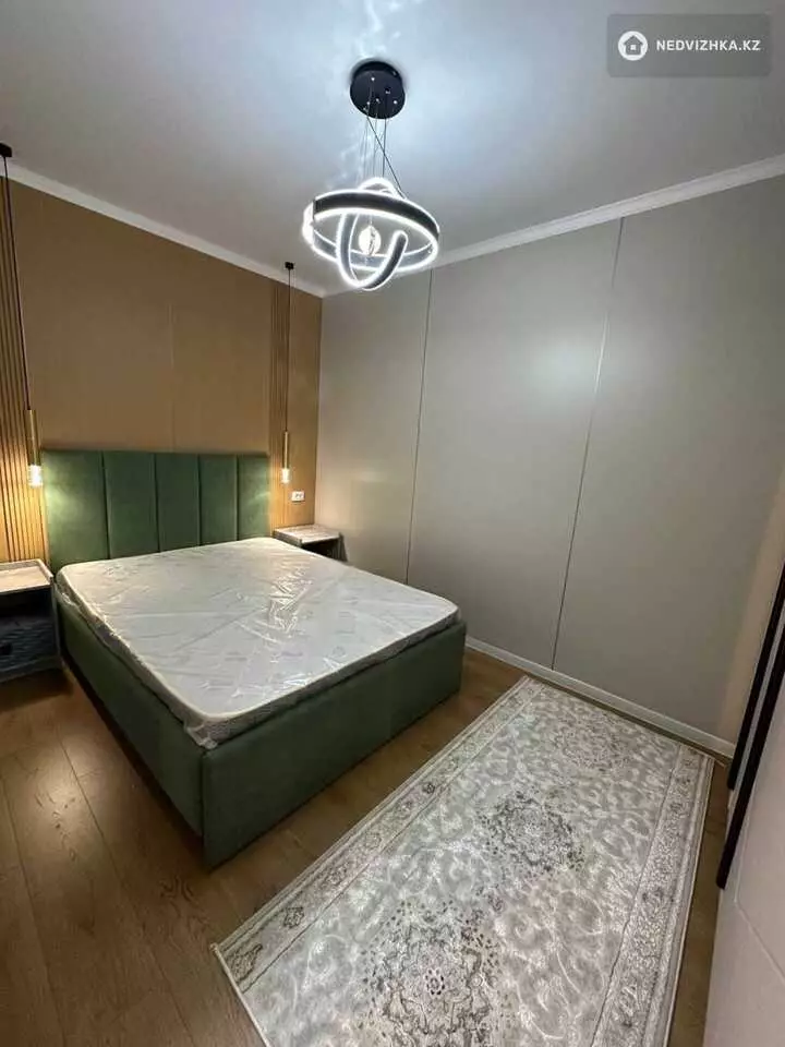 3-бөлмелі пәтер, қабат 8 барлық қабат саны 18, 53 м²