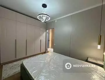 3-комнатная квартира, этаж 8 из 18, 53 м², миниатюра 3
