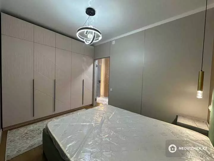 3-бөлмелі пәтер, қабат 8 барлық қабат саны 18, 53 м², 3-фотосурет
