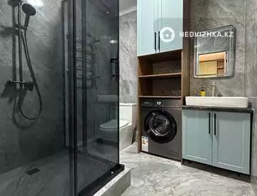 3-комнатная квартира, этаж 8 из 18, 53 м², миниатюра 4