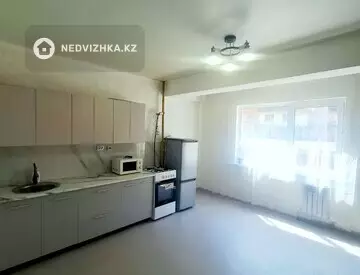 2-комнатная квартира, этаж 2 из 10, 51 м², миниатюра 10