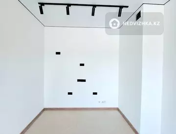 3-комнатная квартира, этаж 7 из 13, 55 м², миниатюра 8