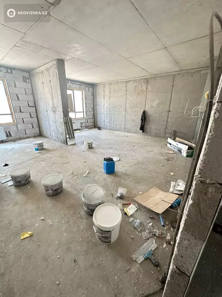 2-комнатная квартира, этаж 2 из 9, 70 м², фотография 3