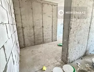 2-комнатная квартира, этаж 2 из 9, 70 м², миниатюра 2