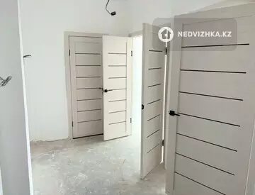 1-комнатная квартира, этаж 1 из 5, 39 м², миниатюра 2