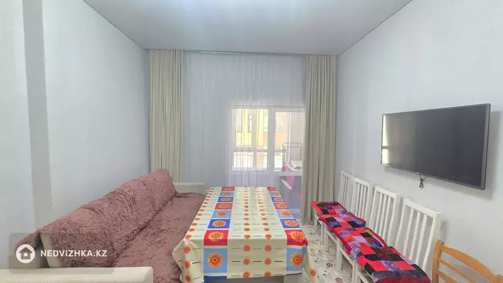 2-комнатная квартира, этаж 2 из 20, 43 м², фотография 3