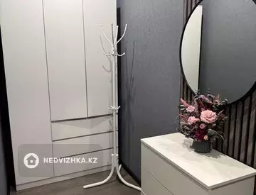 1-комнатная квартира, этаж 1 из 6, 38 м², миниатюра 10
